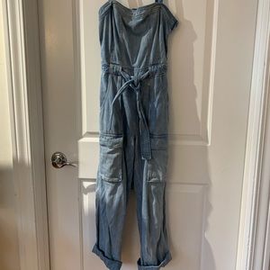 Free People overalls/ jumpsuit: size small.